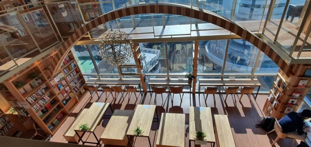 Top 10 Indoor Date Ideas for Rainy Days