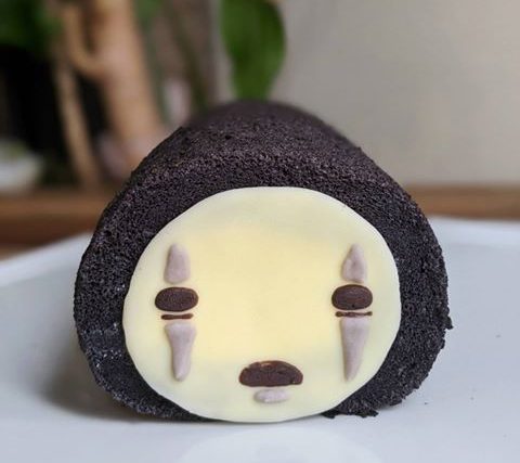 This Canadian Bakery Conjures Up Spirited Away ‘No-Face’ Cakes And We NEED To Try It • Love At First Bite