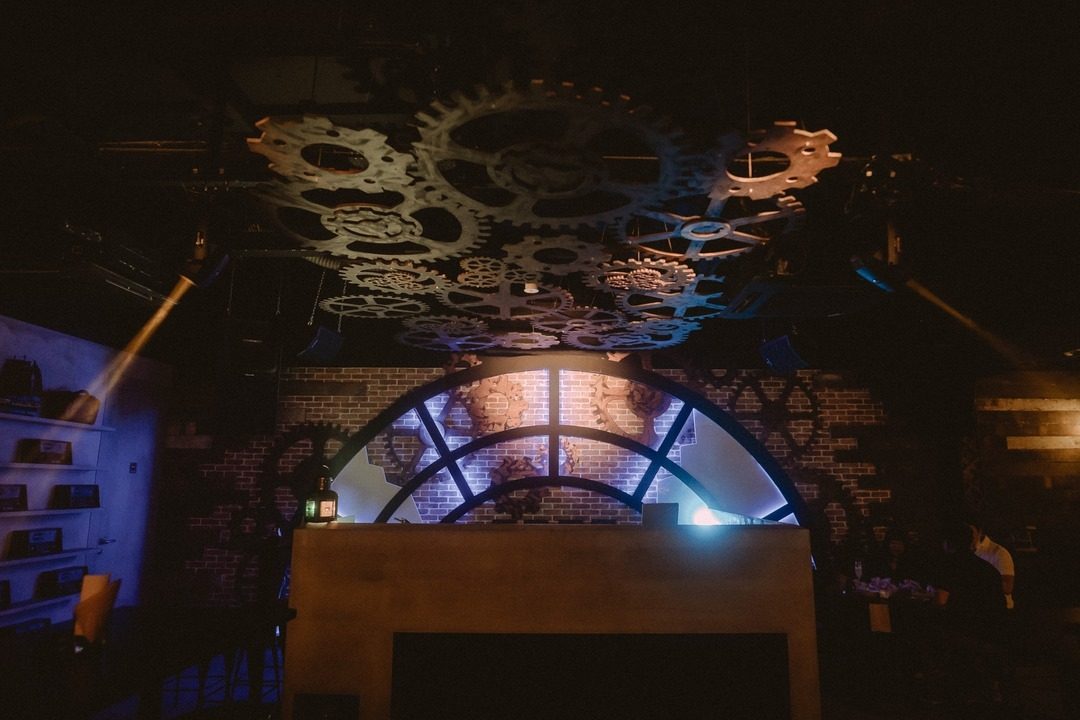 Rails: Singapore Nightclub Repurposed To Victorian Railway-Themed Bar