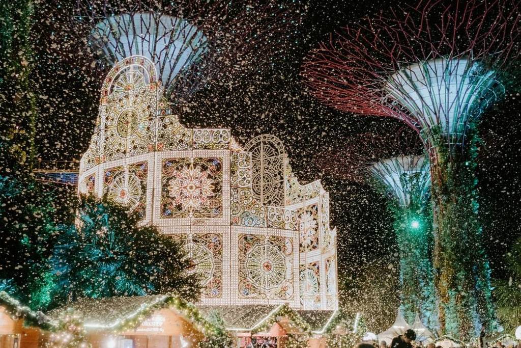 Christmas date ideas in Singapore romantic things to do for couples 2025 Christmas