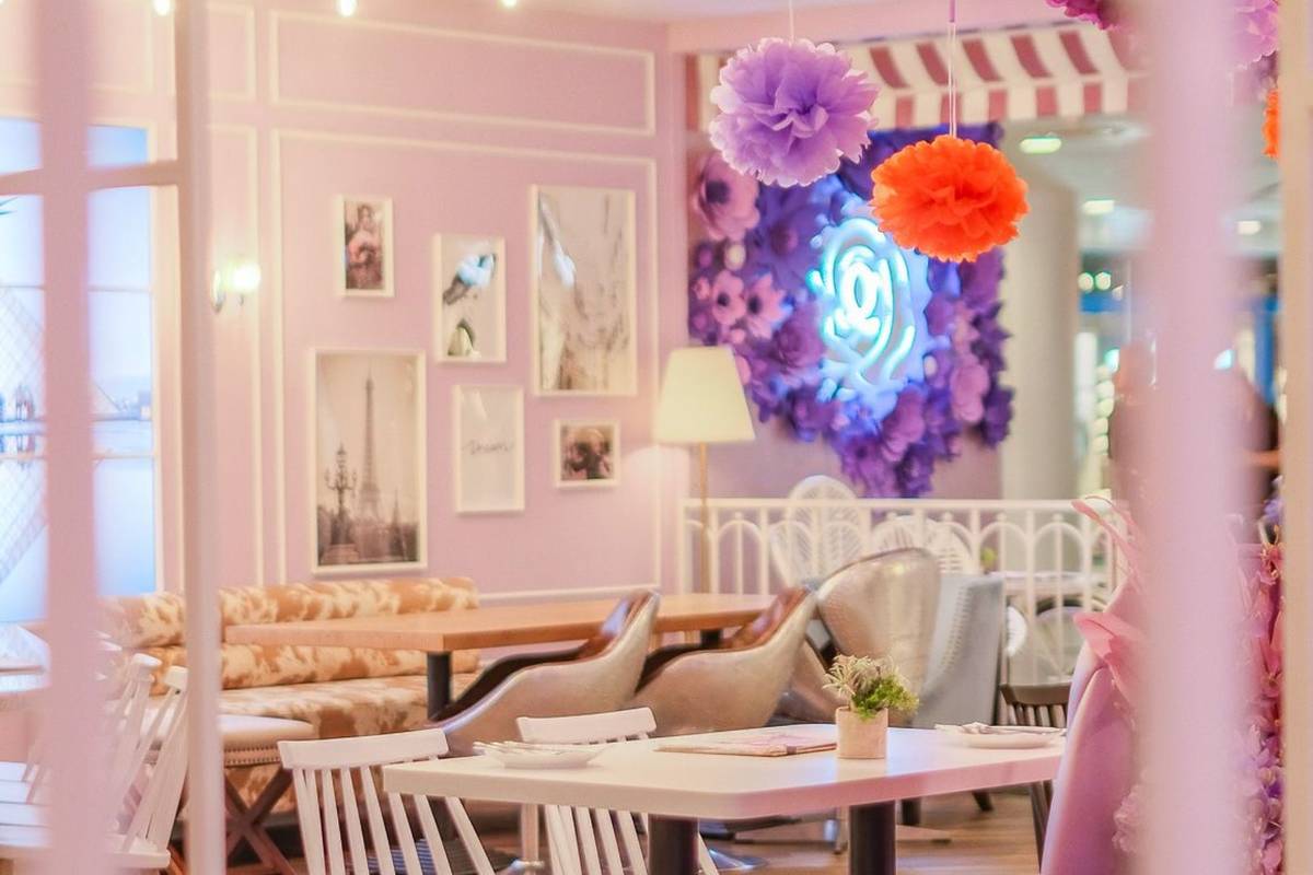 instagrammable cafes in Singapore photogenic cafes