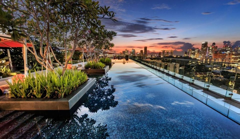 8 Most Iconic Infinity Pools To Visit At Least Once In Singapore