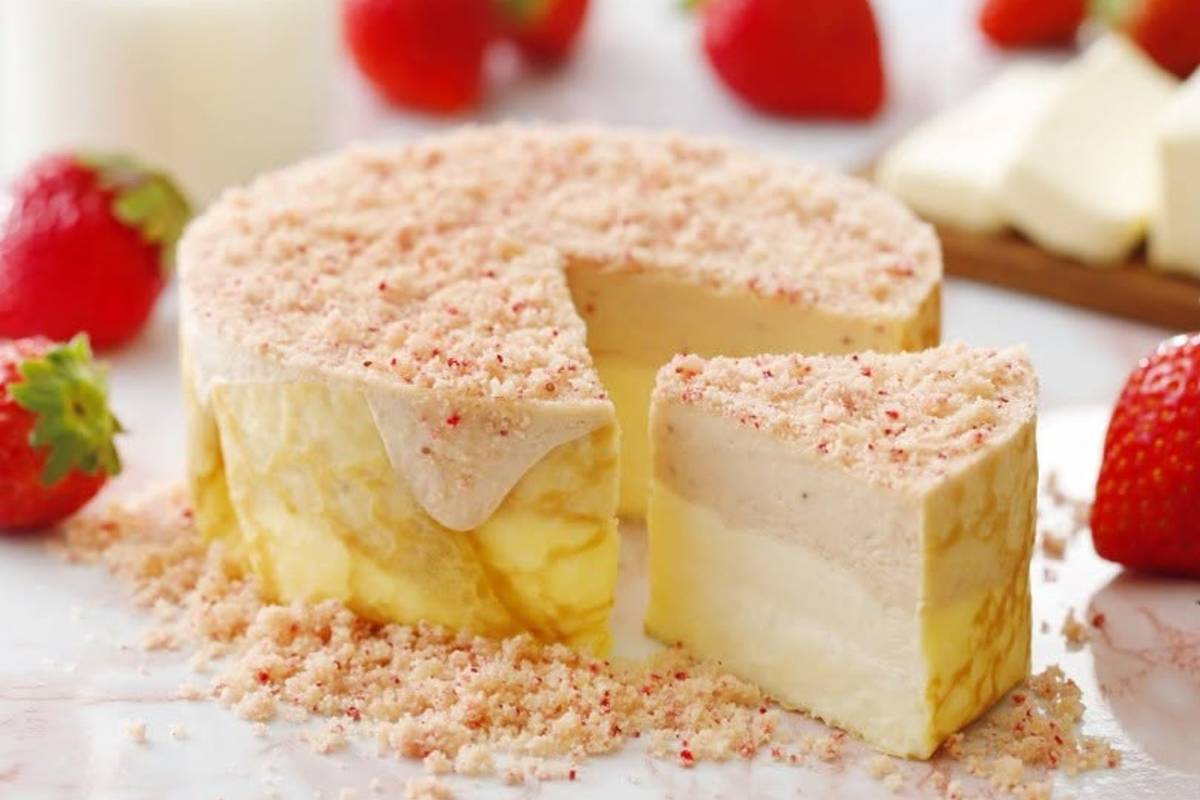 Tokyo Milk cheese factory in Singapore