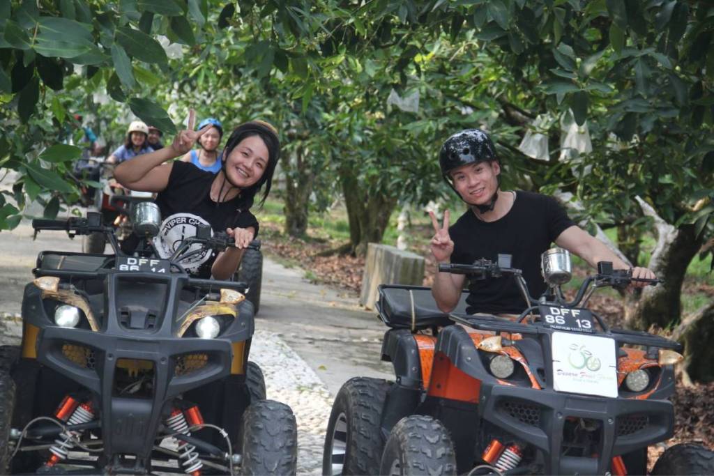fruit farm tours