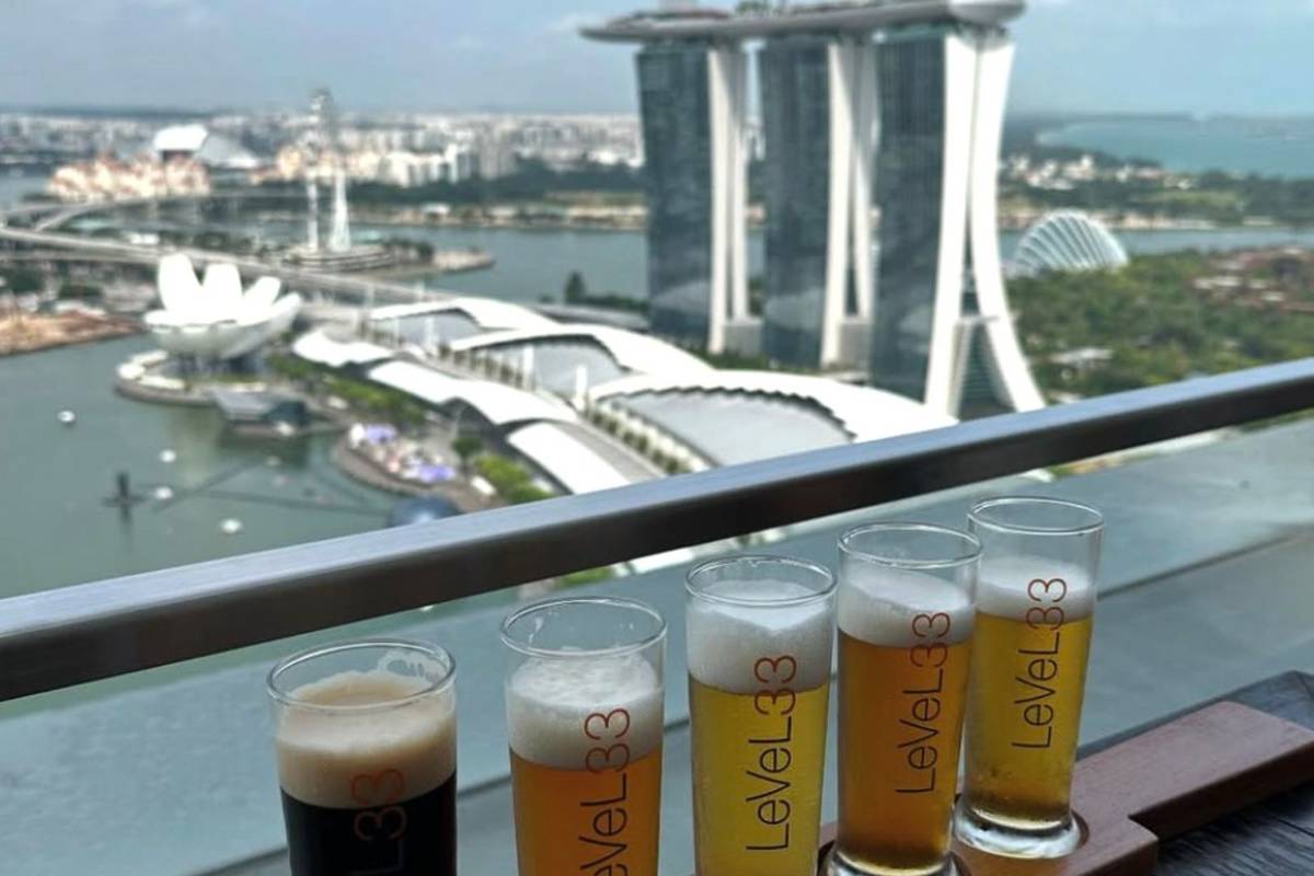 LeVeL33 rooftop bars Singapore beers