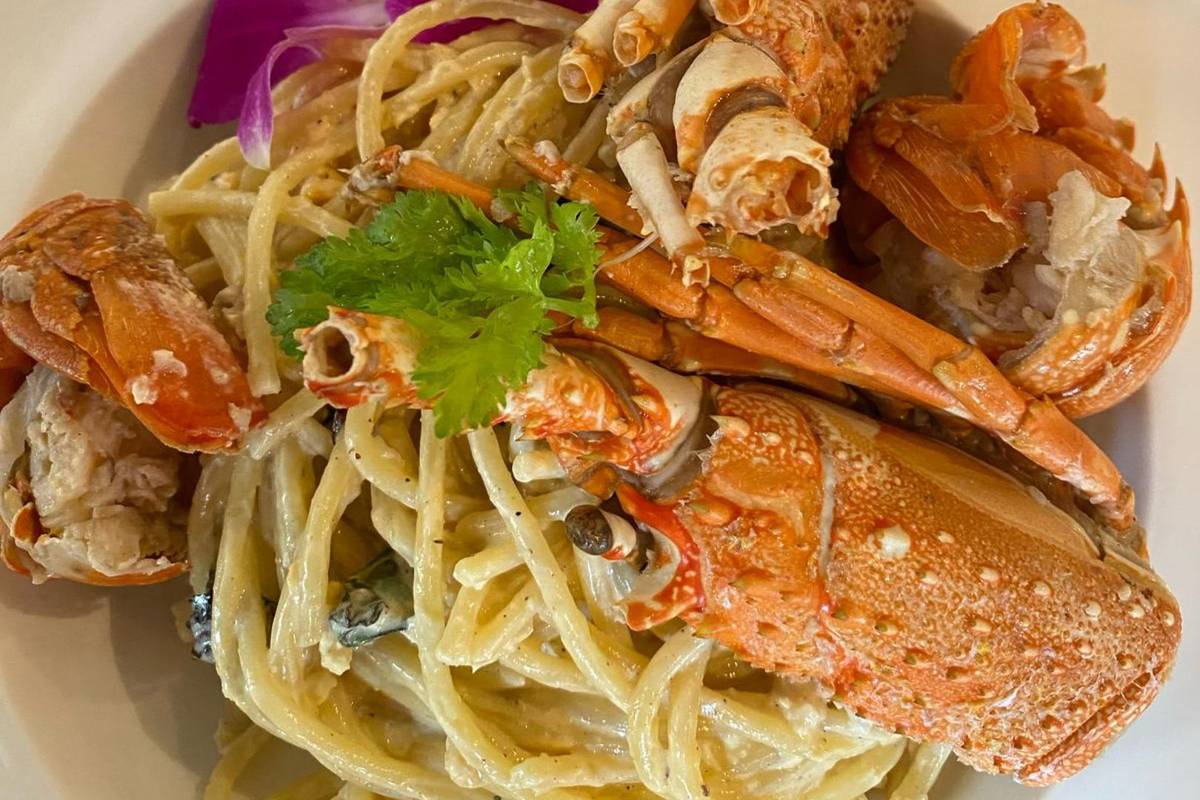 Thong Thai Bistro Singapore Thailand eats