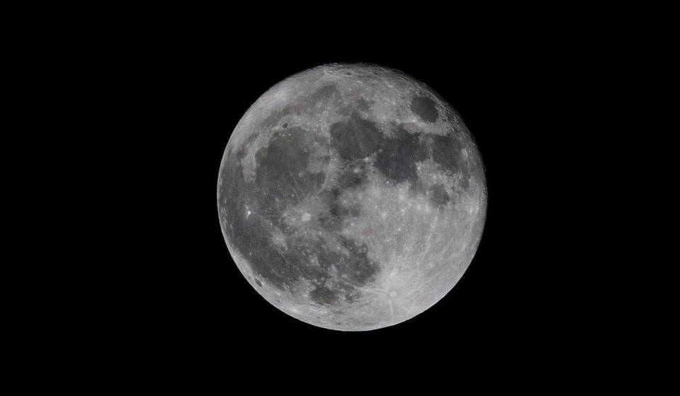 3 Stunning Supermoons Are Set To Dazzle Singapore In 2025