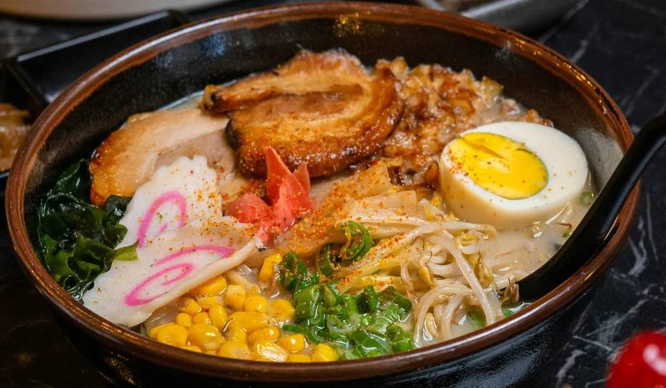 22 Top Supper Spots In Singapore For Late Night Cravings & Foodie Feasts