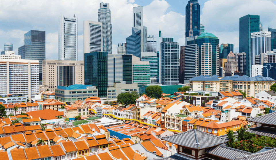 The Tallest Building In Singapore Stretches More Than 931ft Into The Sky