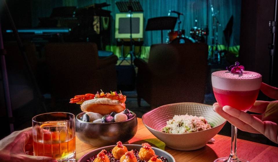 18 Epic Live Music Venues To Groove To The Best Tunes In Singapore