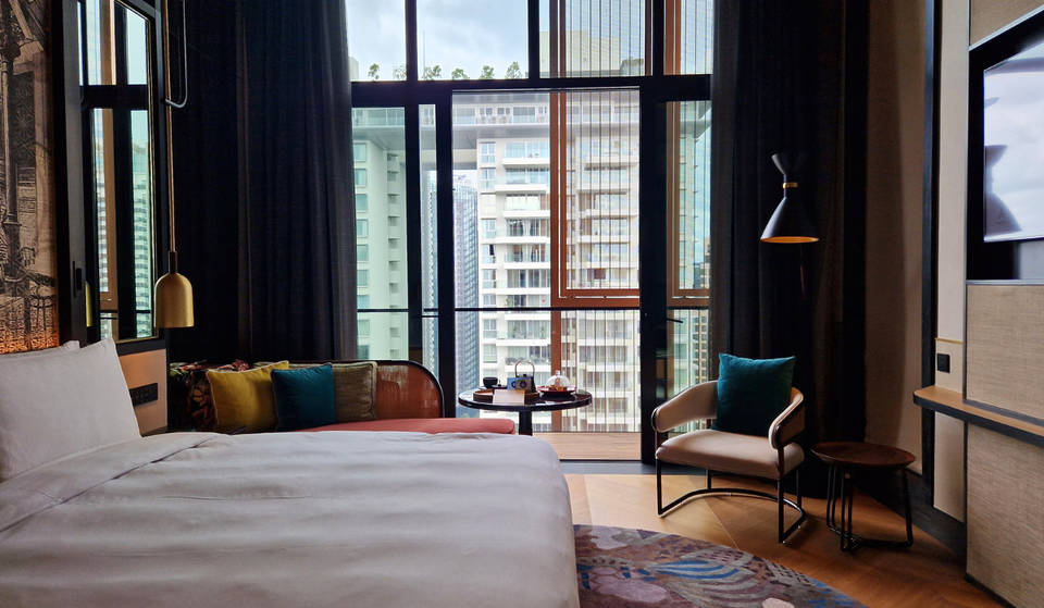 Come Inside New Lavish Luxe Lifestyle Hotel Artyzen Singapore With Us For Two Nights