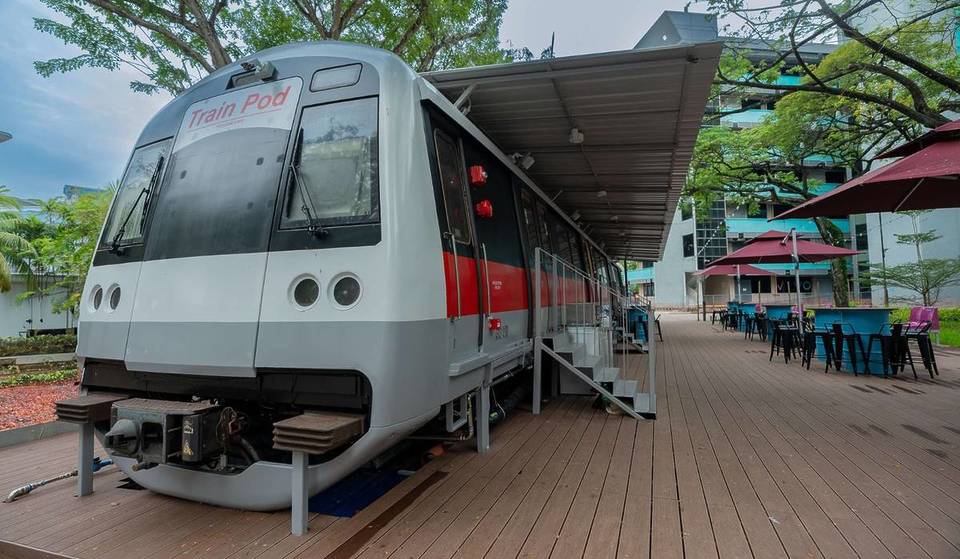 Train Pod Is Singapore&#8217;s First MRT Hotel &#8211; And You Sleep In Stylish Carriages