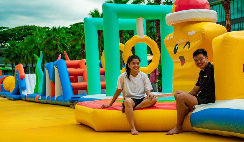 Singapore’s Longest Inflatable Obstacle Course Has Opened For Limited Time Only