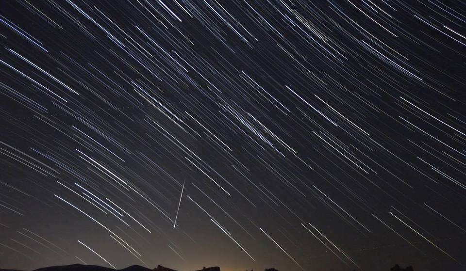 Catch The Dramatic Perseid Meteor Shower In Singapore From July 17—Peak In August