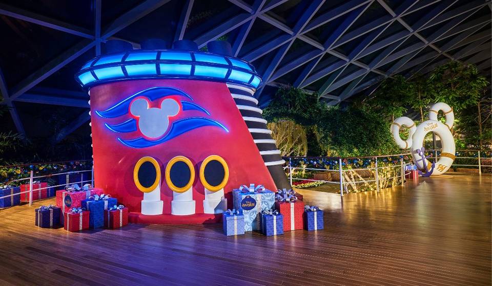 Jewel Changi Airport Launches First-Ever Disney Cruise Themed Festive Event