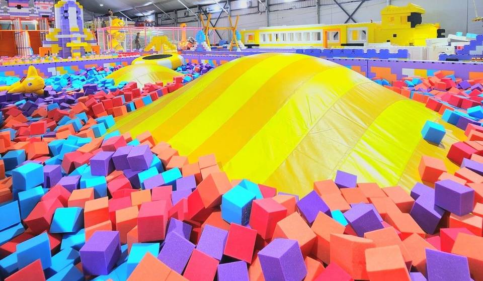World’s Largest Foam Block Playground Has Opened In Singapore For Limited Time