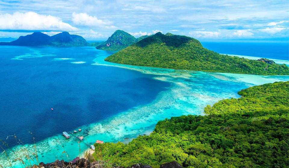 Asia&#8217;s Largest Island Is Just Over 2 Hours From Singapore—And It&#8217;s A Top Global Outdoor Adventure Spot