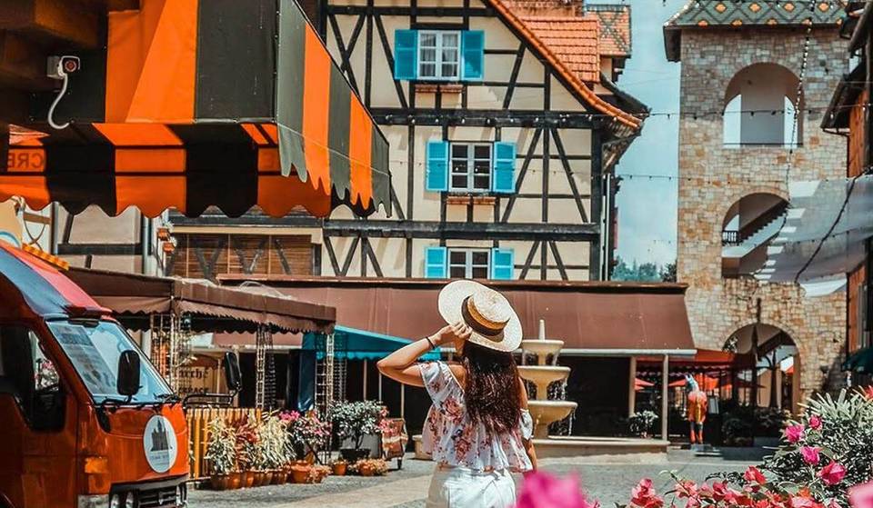 1 Hour From Singapore—There&#8217;s A Charming Fairytale Village That Feels Like A Disney Movie