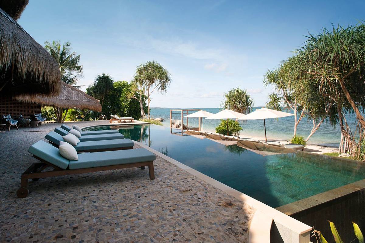 murder mystery island experience November 2025