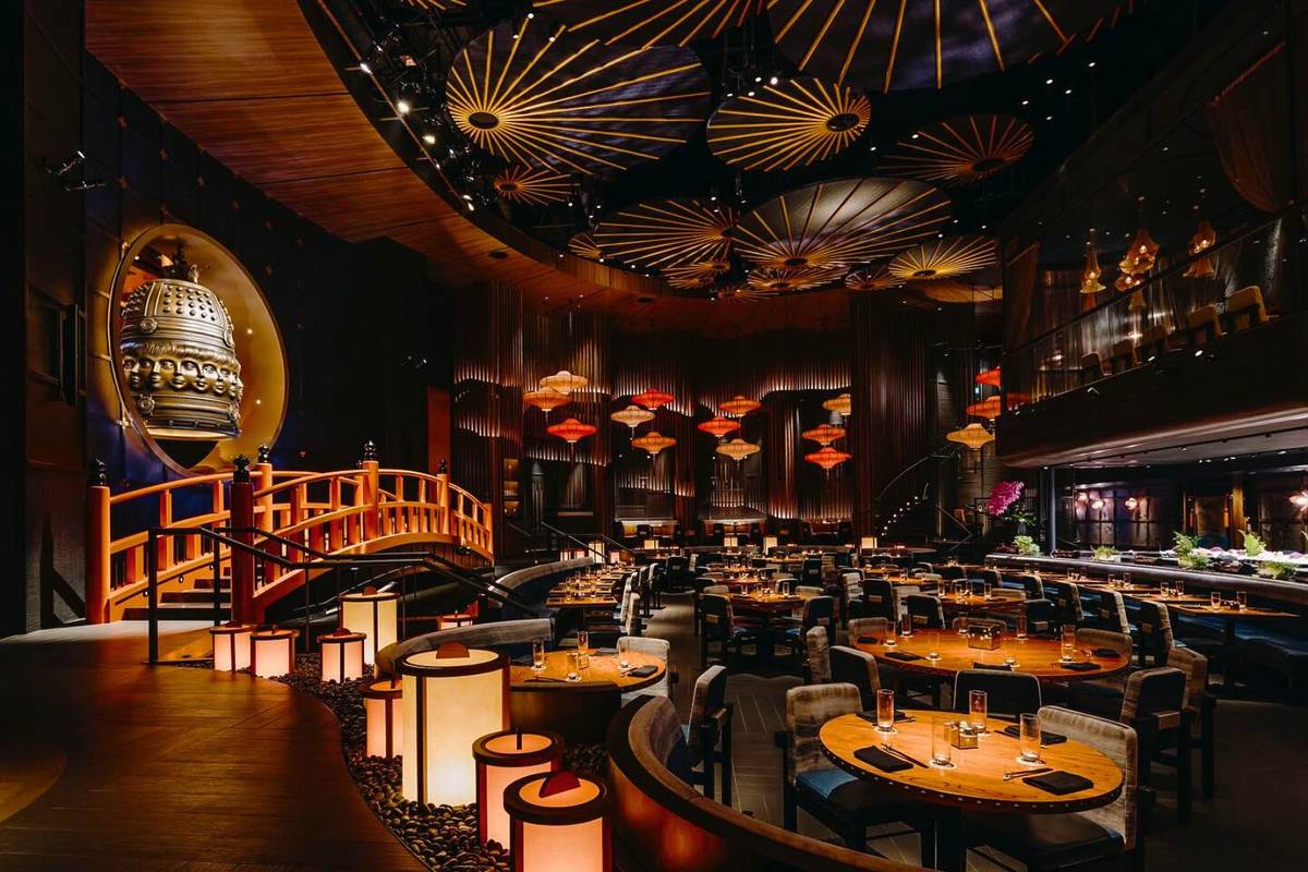 things to do public holidays in Singapore restaurants