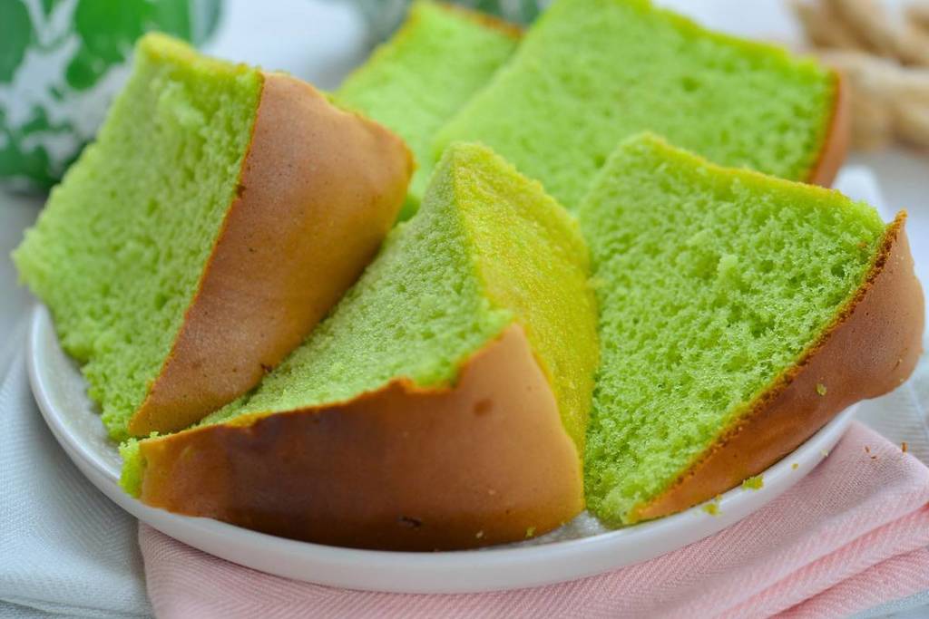 pandan cake is the most viral TikTok dessert in Singapore according to study