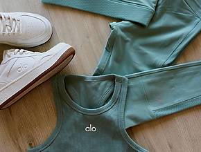 Alo Yoga Opens Its First Singapore Store Soon—And Fans Can&#8217;t Wait To Check It Out 
