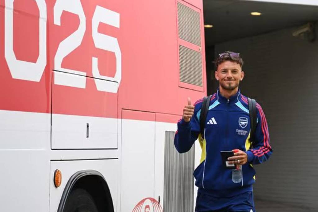Arsenal arrives in Singapore and here's what to expect as they are set to play AC Milan and Newcastle United
