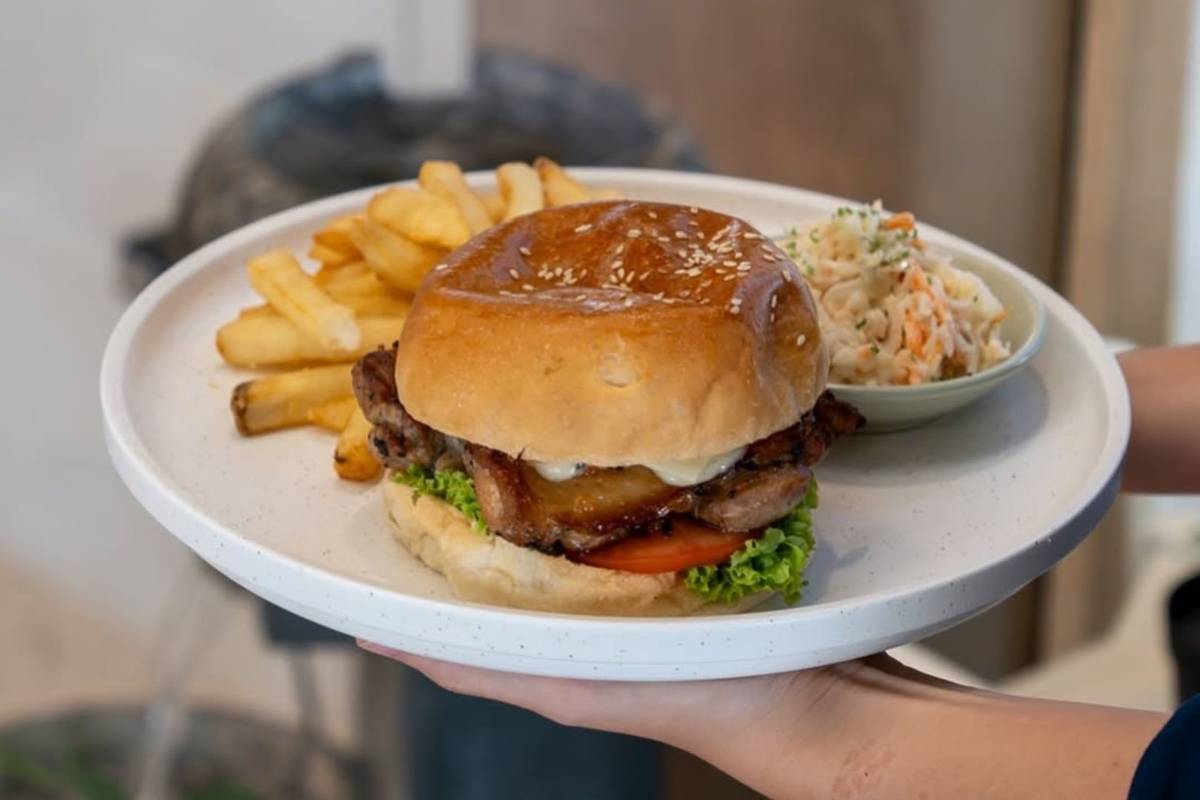Daily Mujo burgers and fries