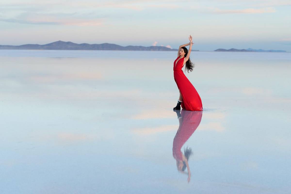 Salar De Uyuni resembles Thai Binh Infinity Beach in Vietnam uncover hidden gems