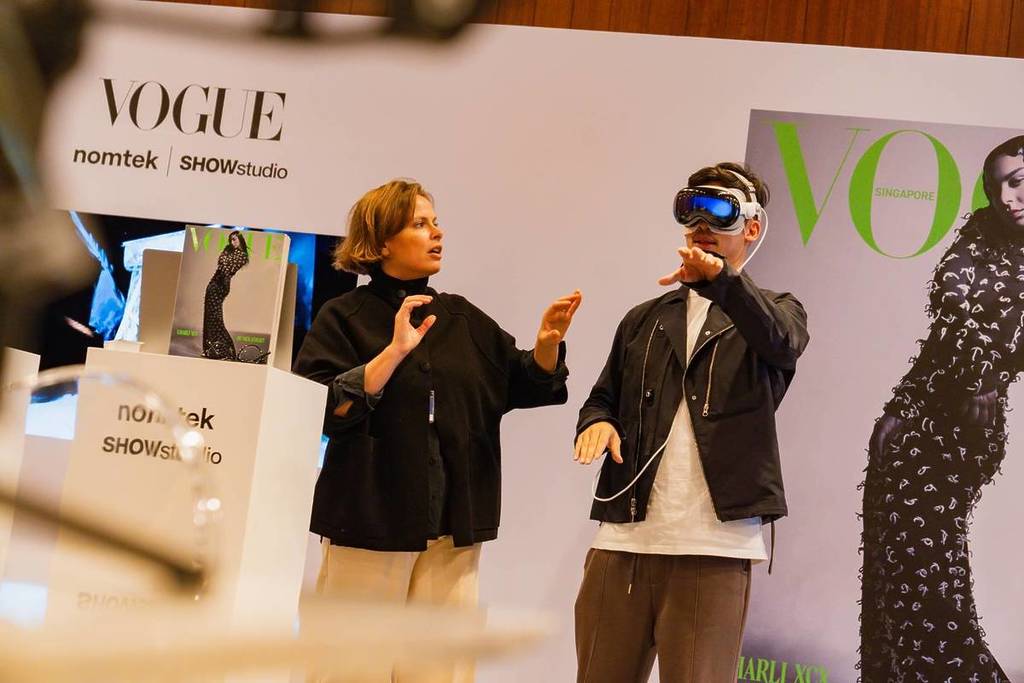A Vogue showcase implementing VR