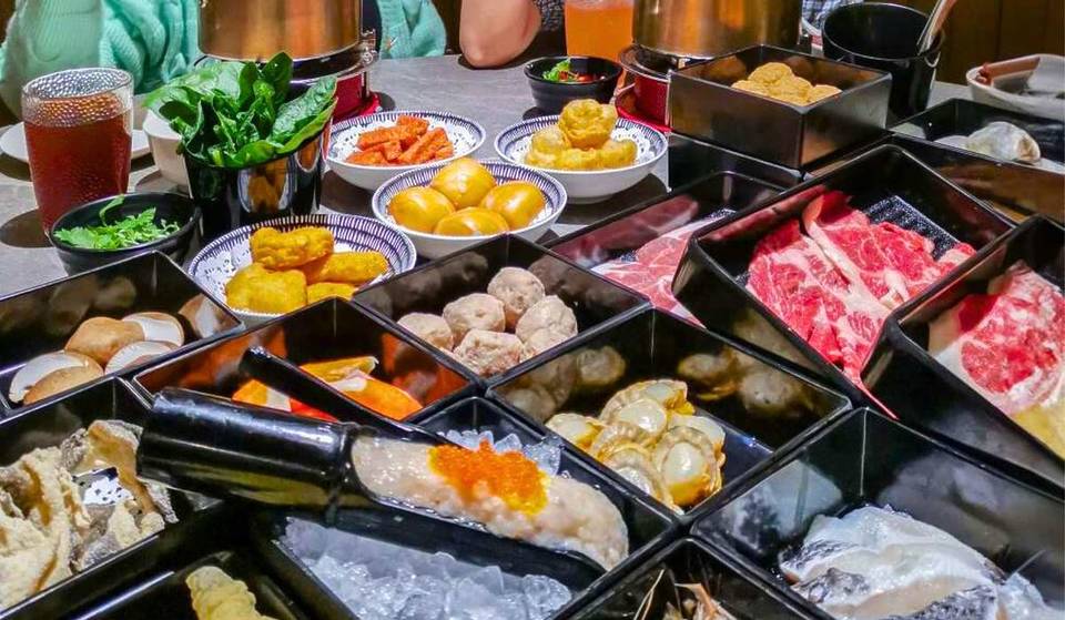 Singapore&#8217;s Largest All-You-Can-Eat Buffet Is Larger Than 3 Shophouses—And It Costs Just $19.90