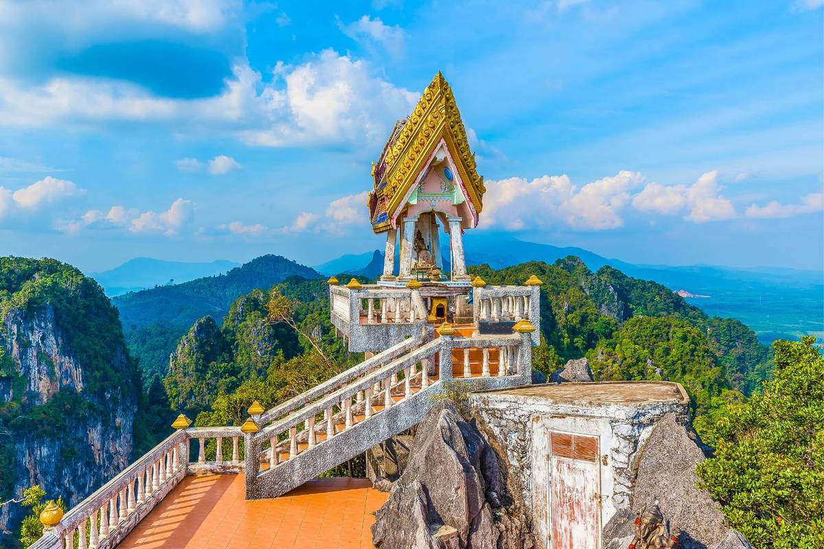 secret temples to explore in Thailand