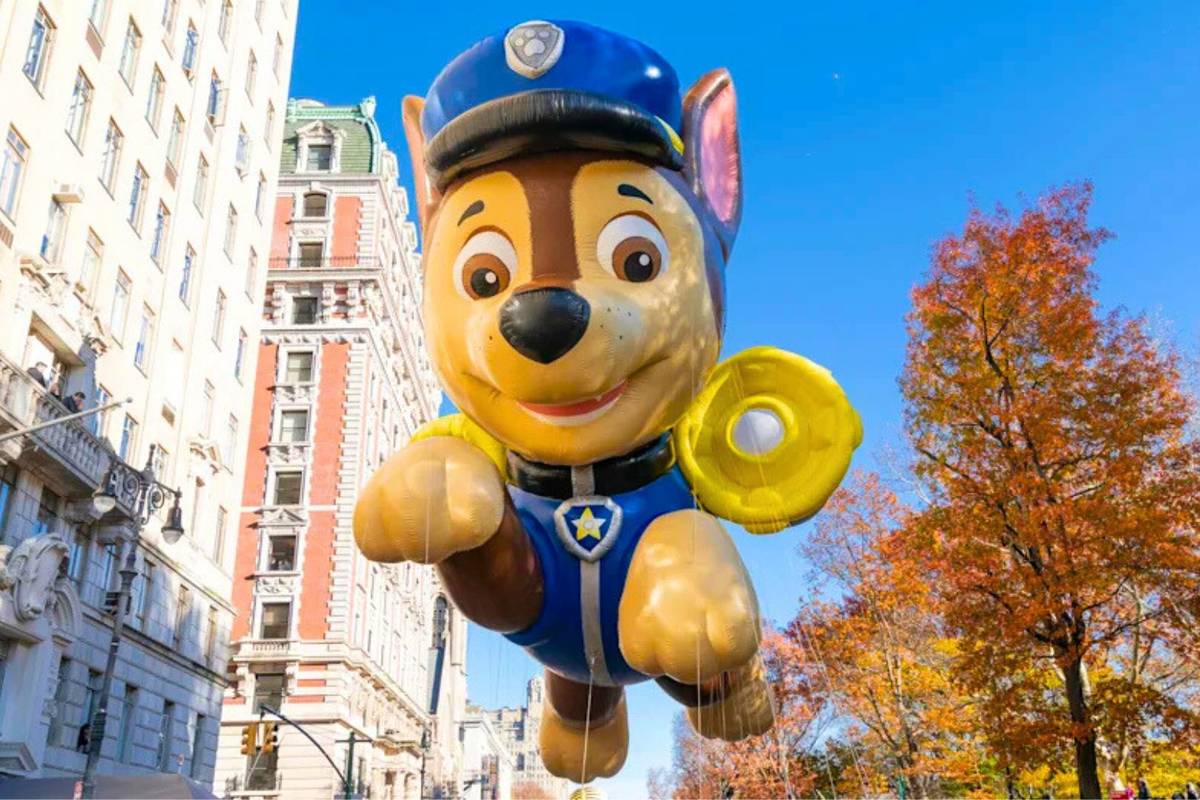 Merry Balloon Parade in Hong Kong December 2025 featuring Paw Patrol