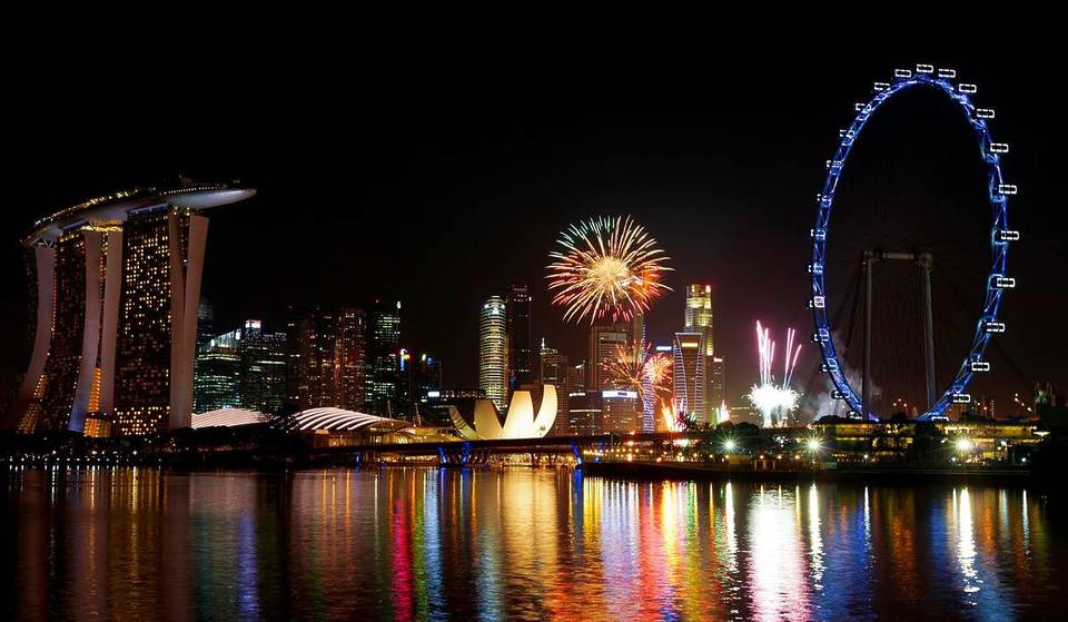 10 Top New Year’s Eve Events & 2026 Countdowns In Singapore—Free Family Activities, Super Junior Concert, Longest-Ever Fireworks & More Await!