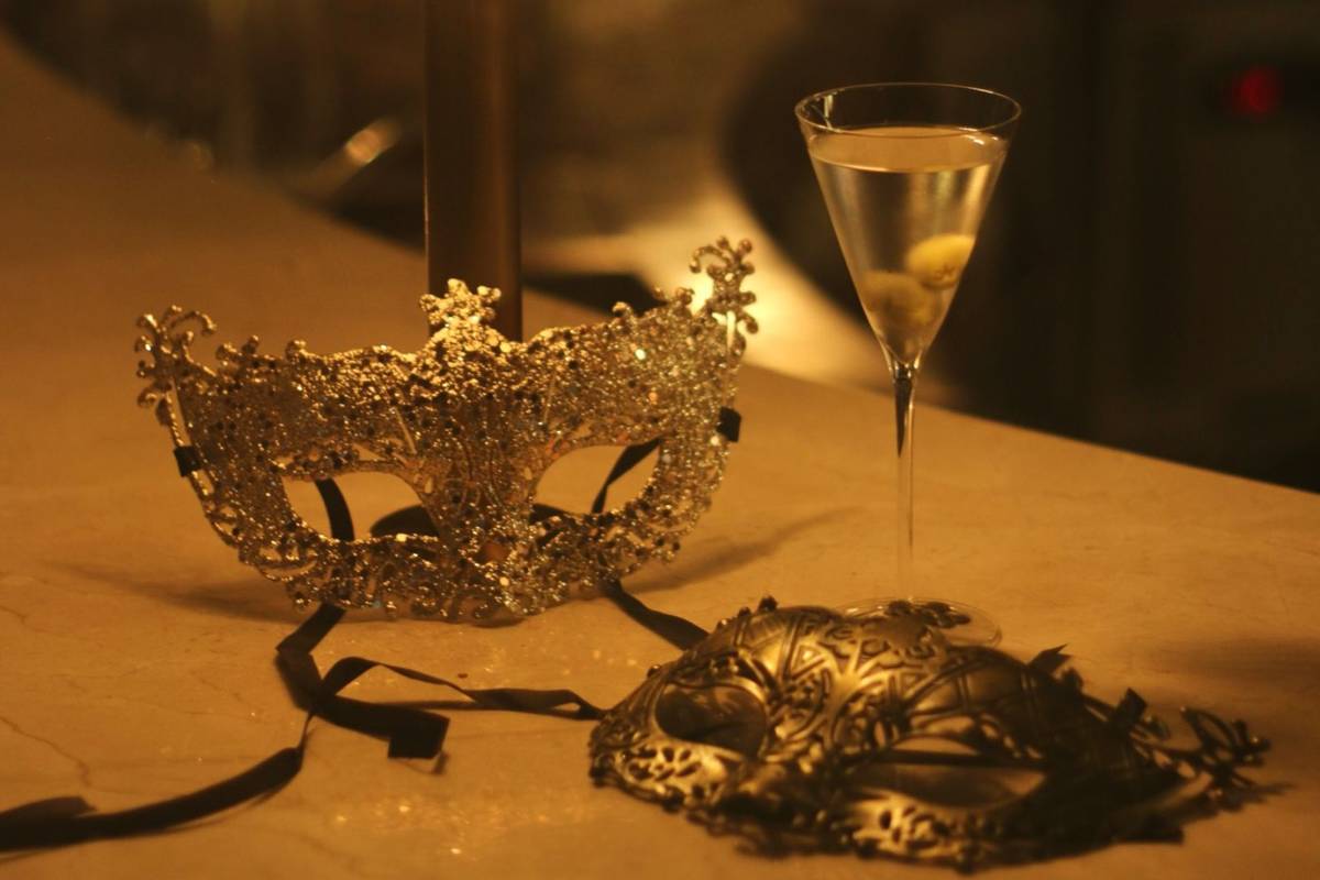 Brasserie Astoria NYE masquerade ball indoor Christmas events