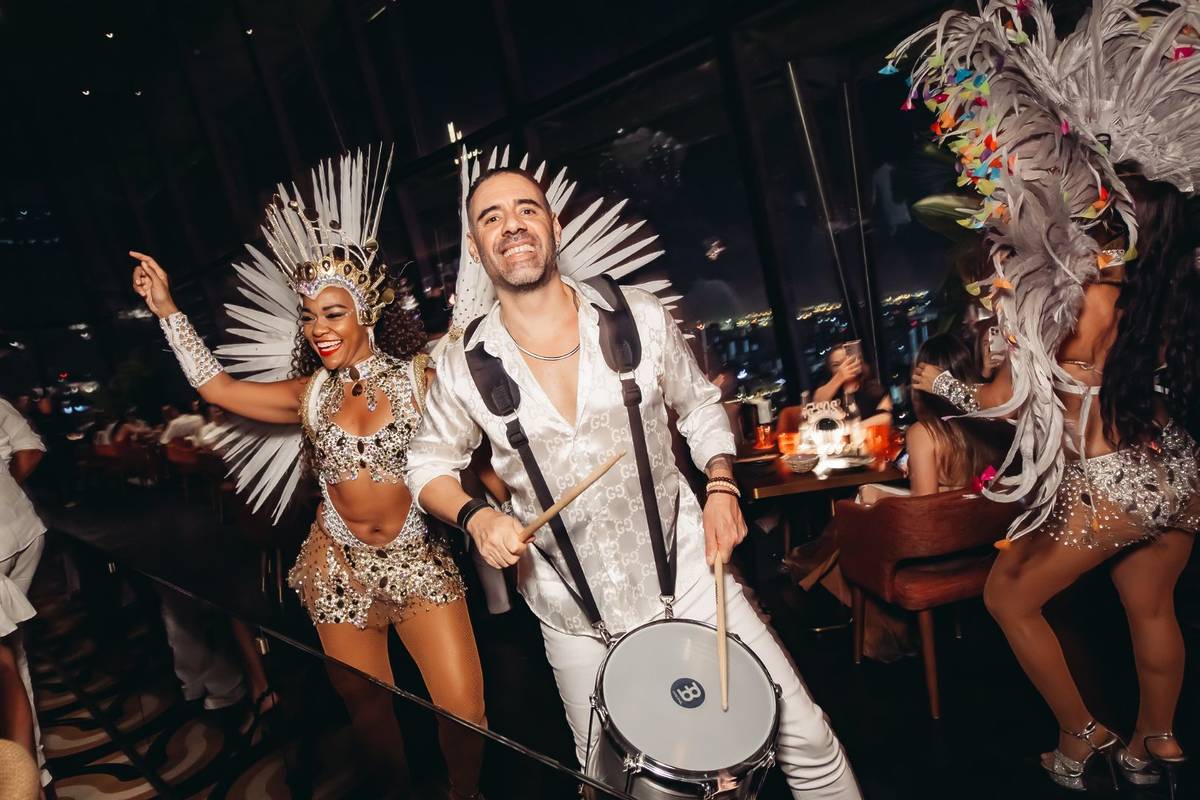 SUSHISAMBA all-white party for New Year's Eve indoor events