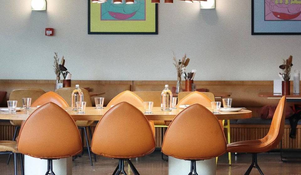 20 Top Work Cafes In Singapore With Fast WiFi, Power Plugs & Specialty Coffee