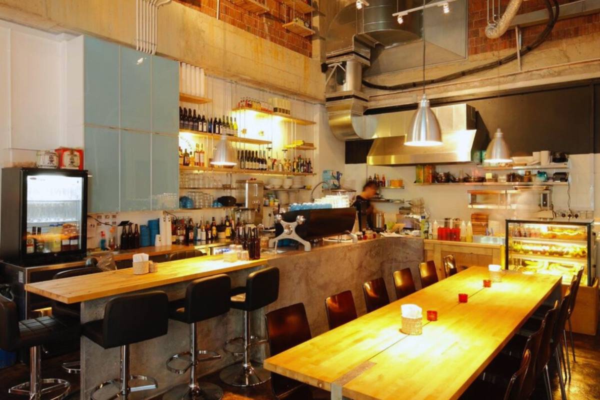 Jimmy Monkey Cafe & Bar Singapore