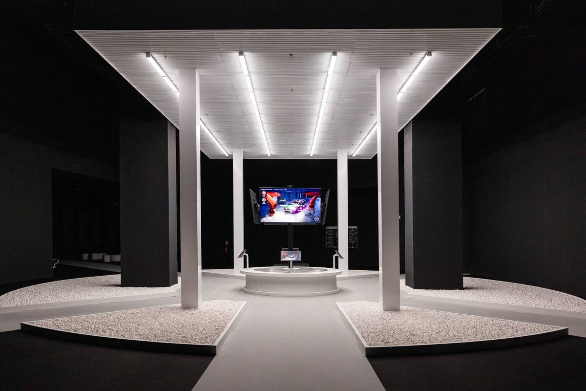 become trainee therapist for vehicles at ArtScience Museum