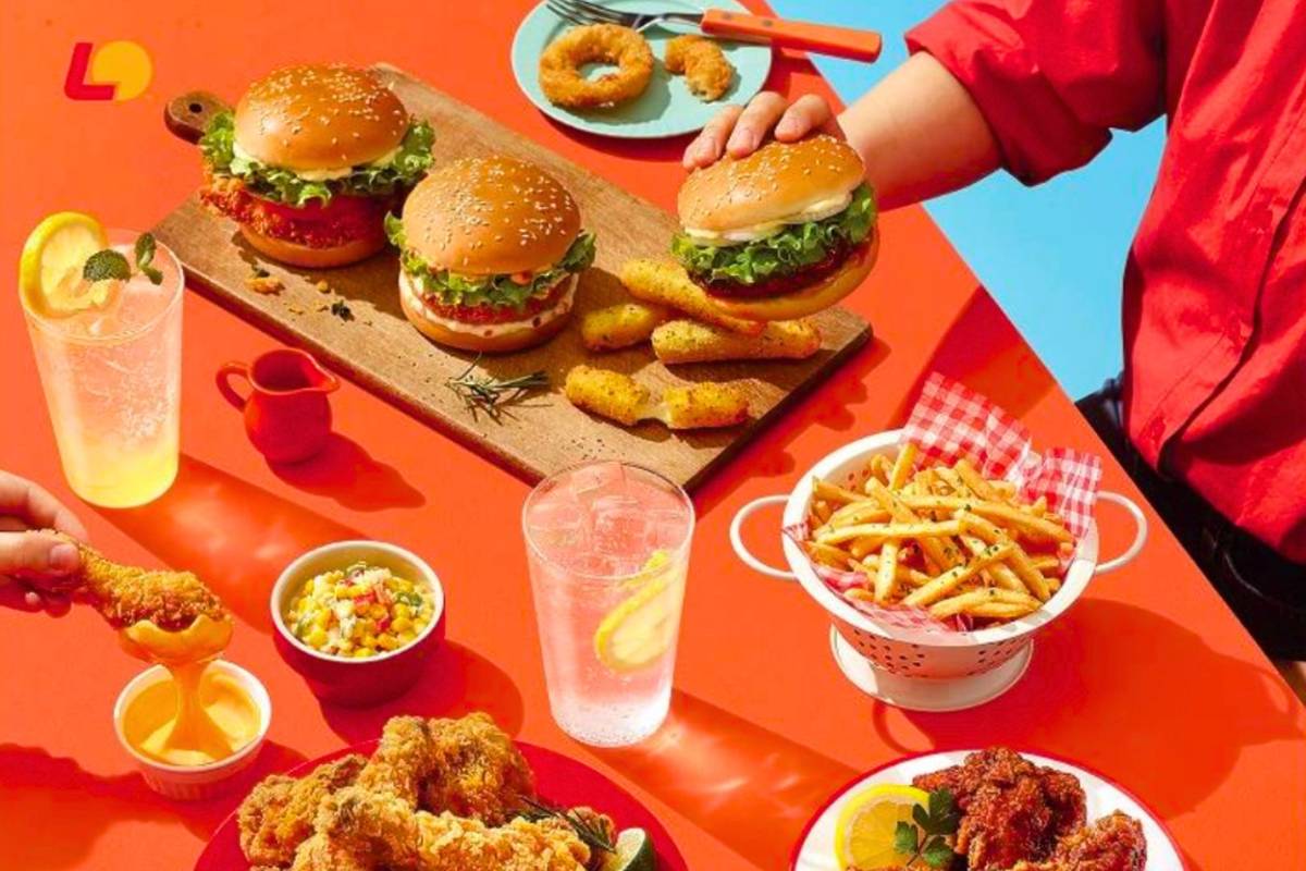 Lotteria Singapore burgers and fries