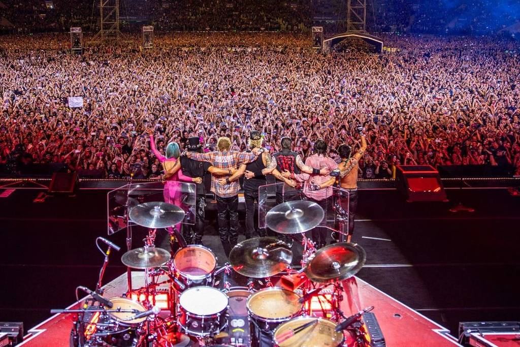 Guns N Roses Singapore stadium tour at National Stadium November 2026