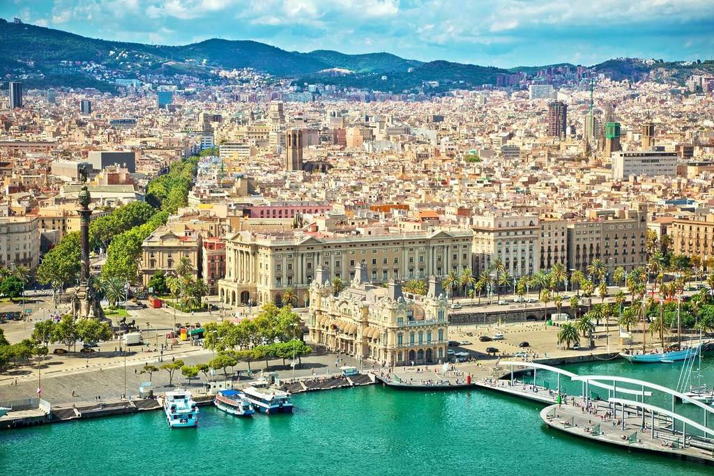 Barcelona port easily accessible via direct flight routes