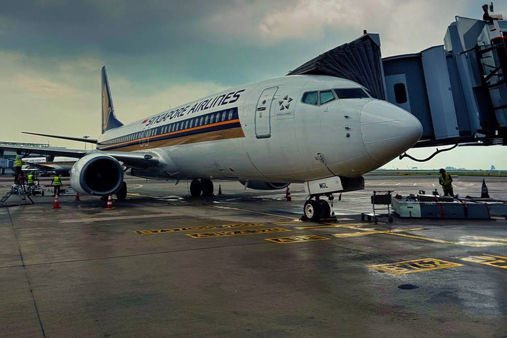 Green flight tax bands set to be introduced 2027 Singapore Airlines on tarmac