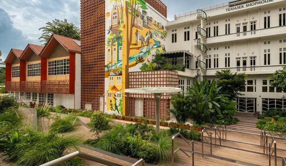 A Massive New Free Secret Garden Just Opened In Orchard &amp; It’s The Size Of 7 Basketball Courts