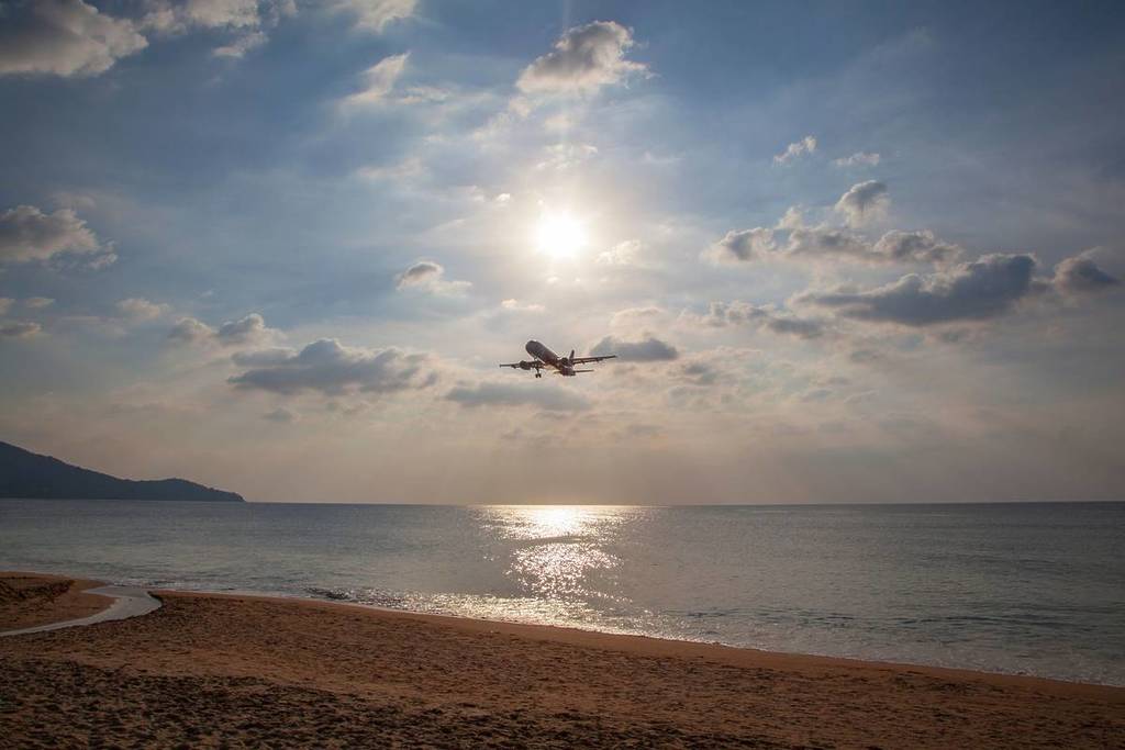 Mai Khao Beach plane spotting in Thailand activity