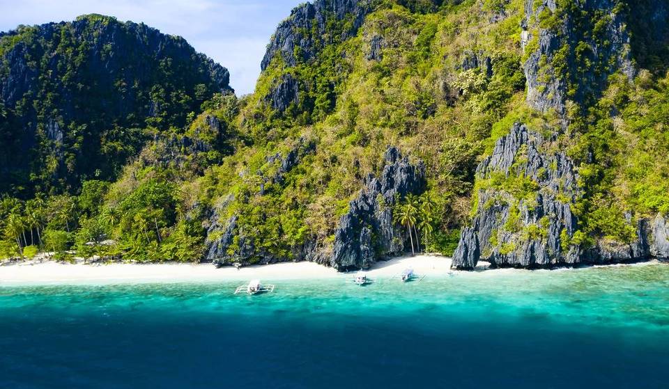 The World’s Best Beach 2026 is right next door to Singapore—and it’s an untouched tropical paradise