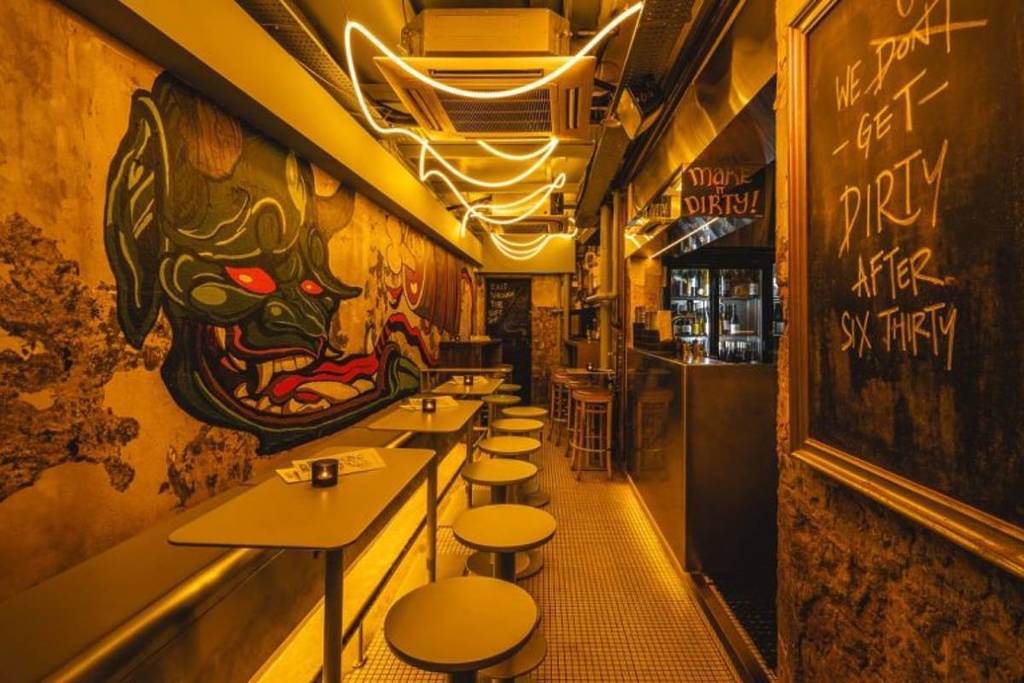 hidden cocktail bar dirty sips 