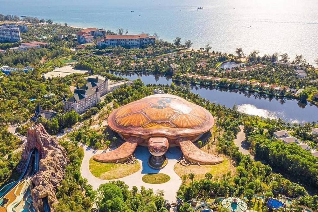 largest turtle shaped building in the world Vietnam Phu Quoc 