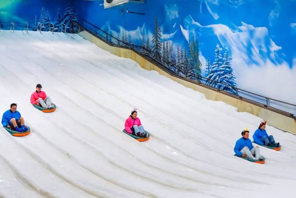 Snow Town at Bangkok theme park hidden gems 