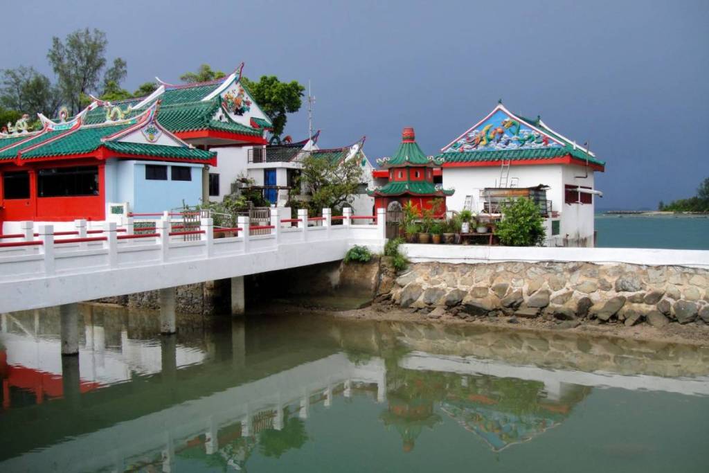 Kusu Island near Singapore for day trip